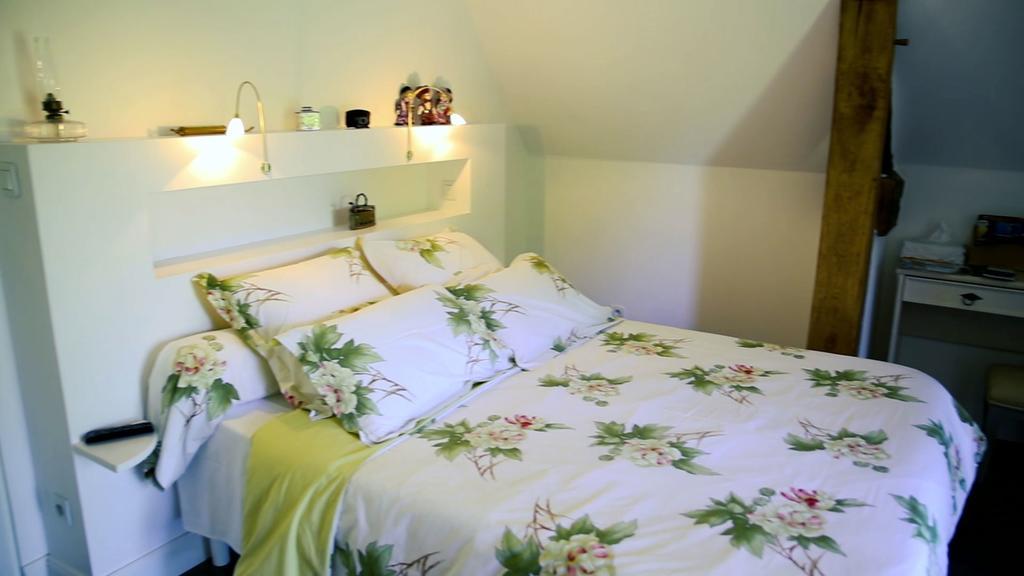 Bed and Breakfast Les Camelias Lalinde Exteriér fotografie
